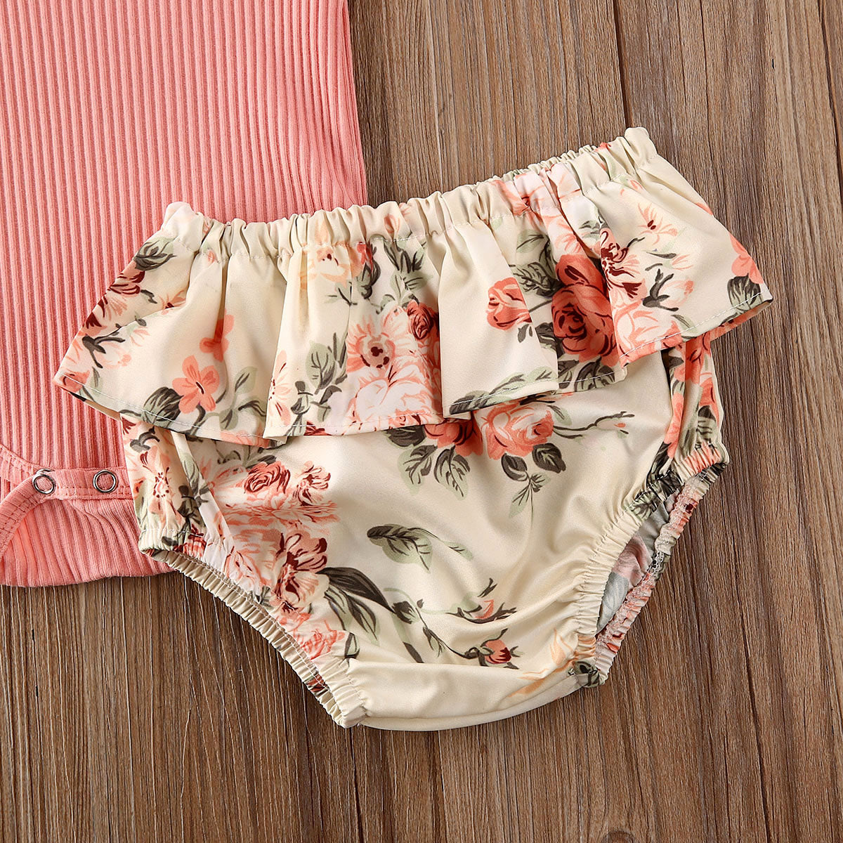 Summer Ruffled Ribbed Bodysuit Floral Shorts Headband 3Pcs Set